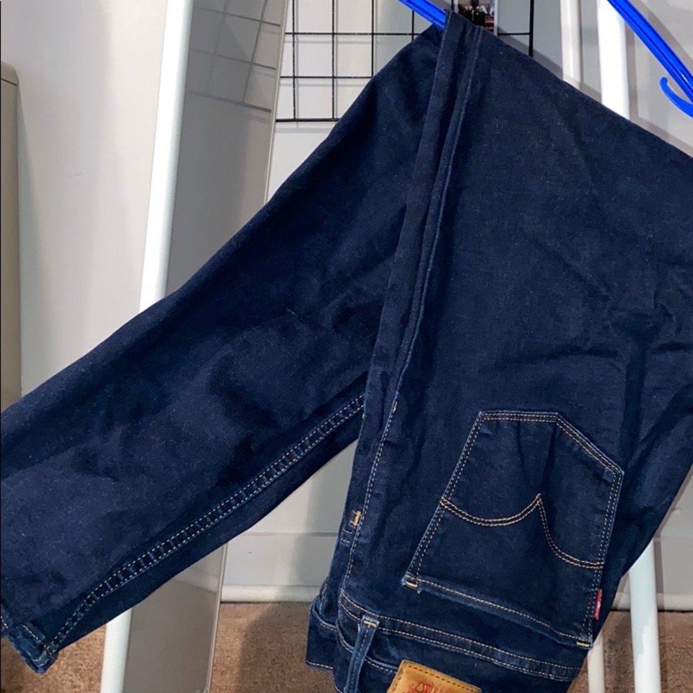 women’s Jeans